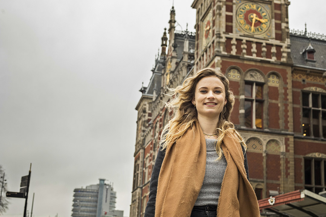 Stationsplein, Lily Kramer, 13-11-2020