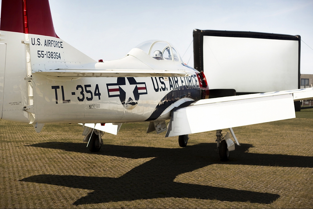 Outdoor Cinema - Flight-in International Airport Texel, 17-5-2014